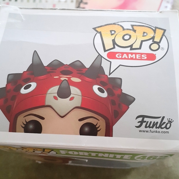 Funko POP Triceratops OPS Fortnite 462 - Picture 7 of 9